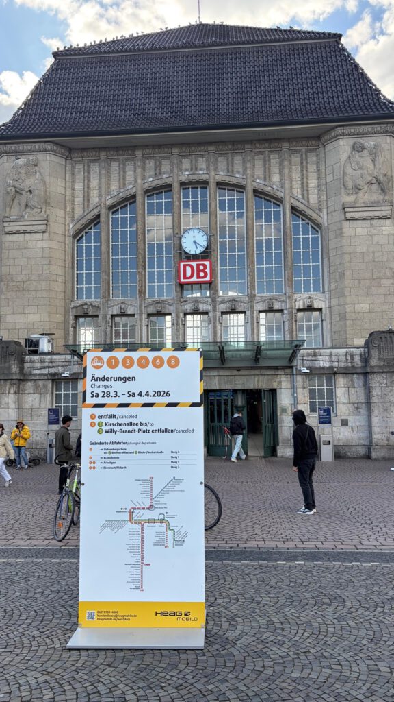 Orientierungssystem Außenbereich Schienenersatzverkehr